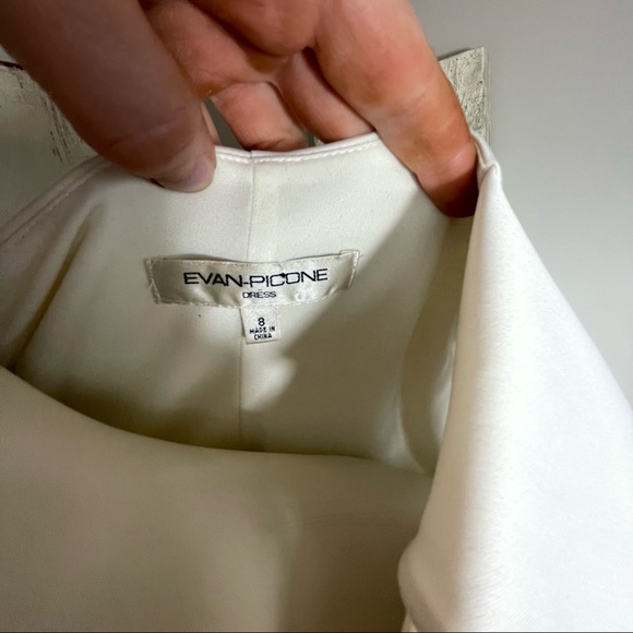 Evan Picone dress ivory satin ruffle with side zipper and belt - Picture 8 of 9